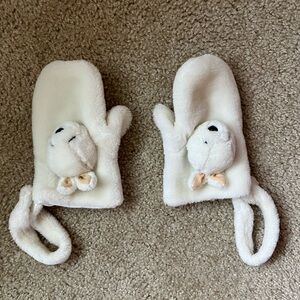 NWOT - Mashimaro rabbit mittens gloves- white
